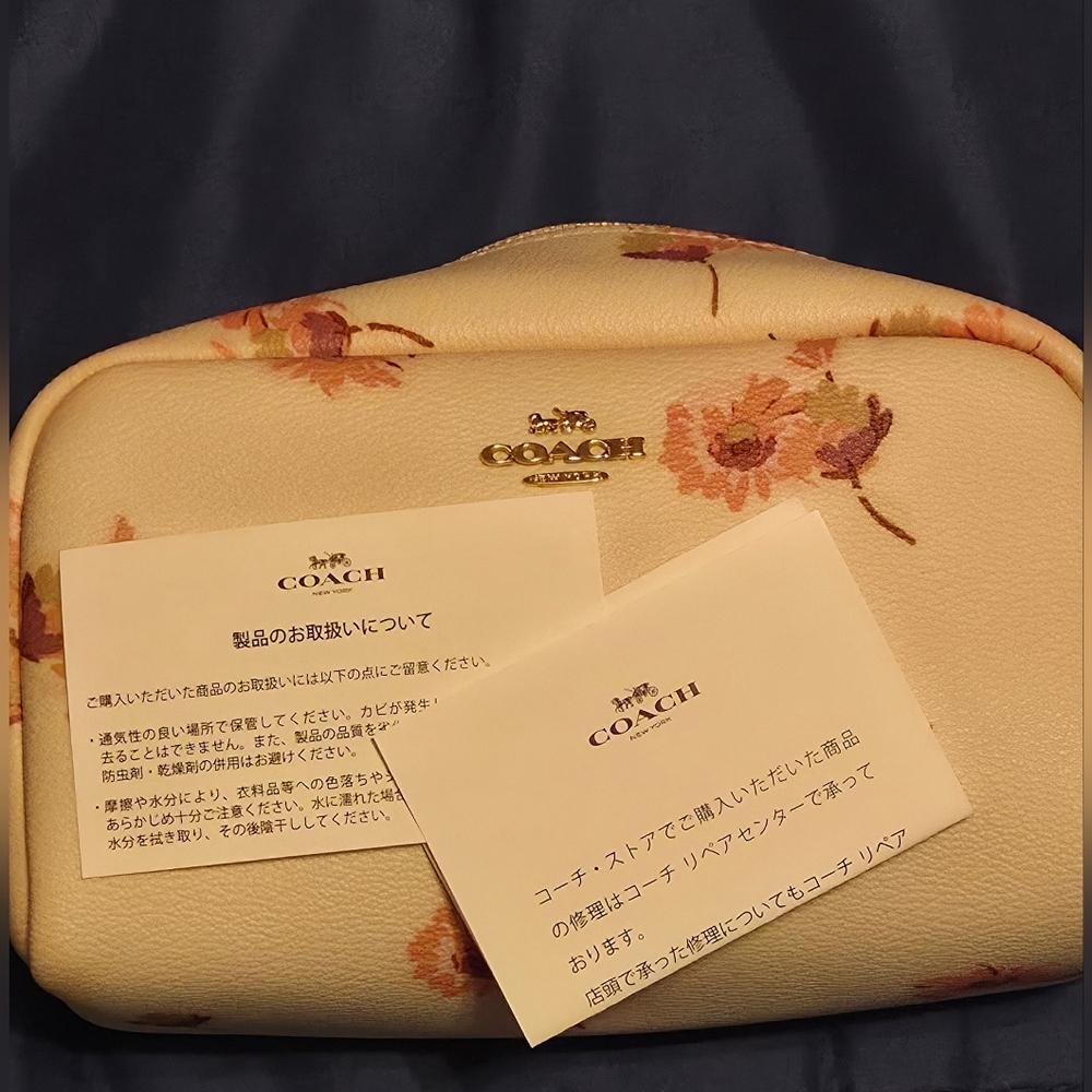 NWOT Coach Japan Exclusive Floral Cosmetic Case C3299 – Rare Limited Edition - Picture 9 of 12